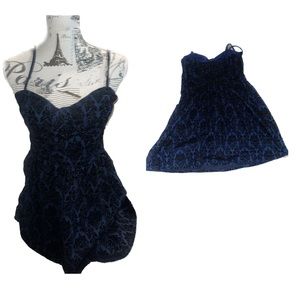 Forever 21 Floral Velvet Dress